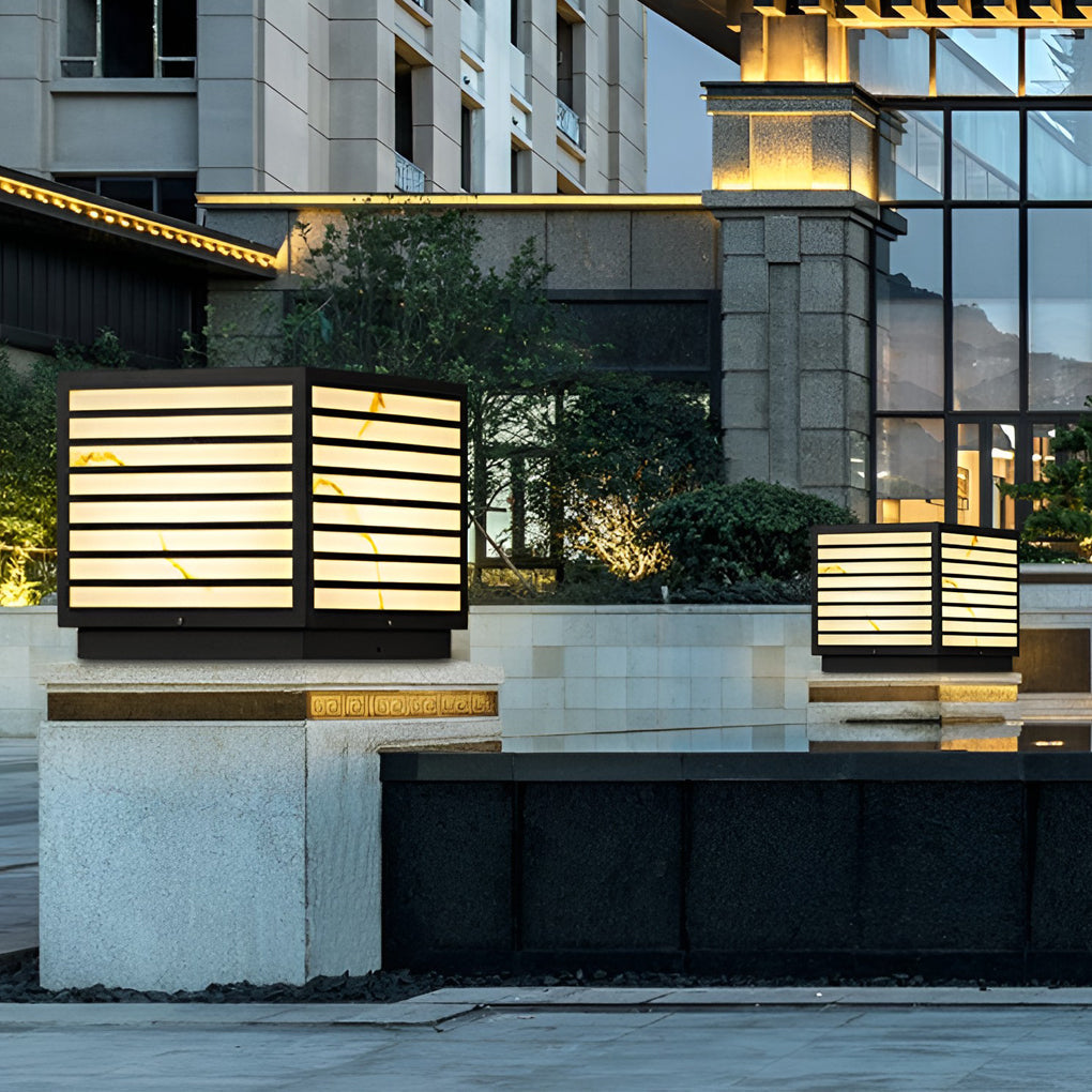 Modern Square Solar LED Outdoor Post Light IP65 Waterproof Pillar Lantern for Deck