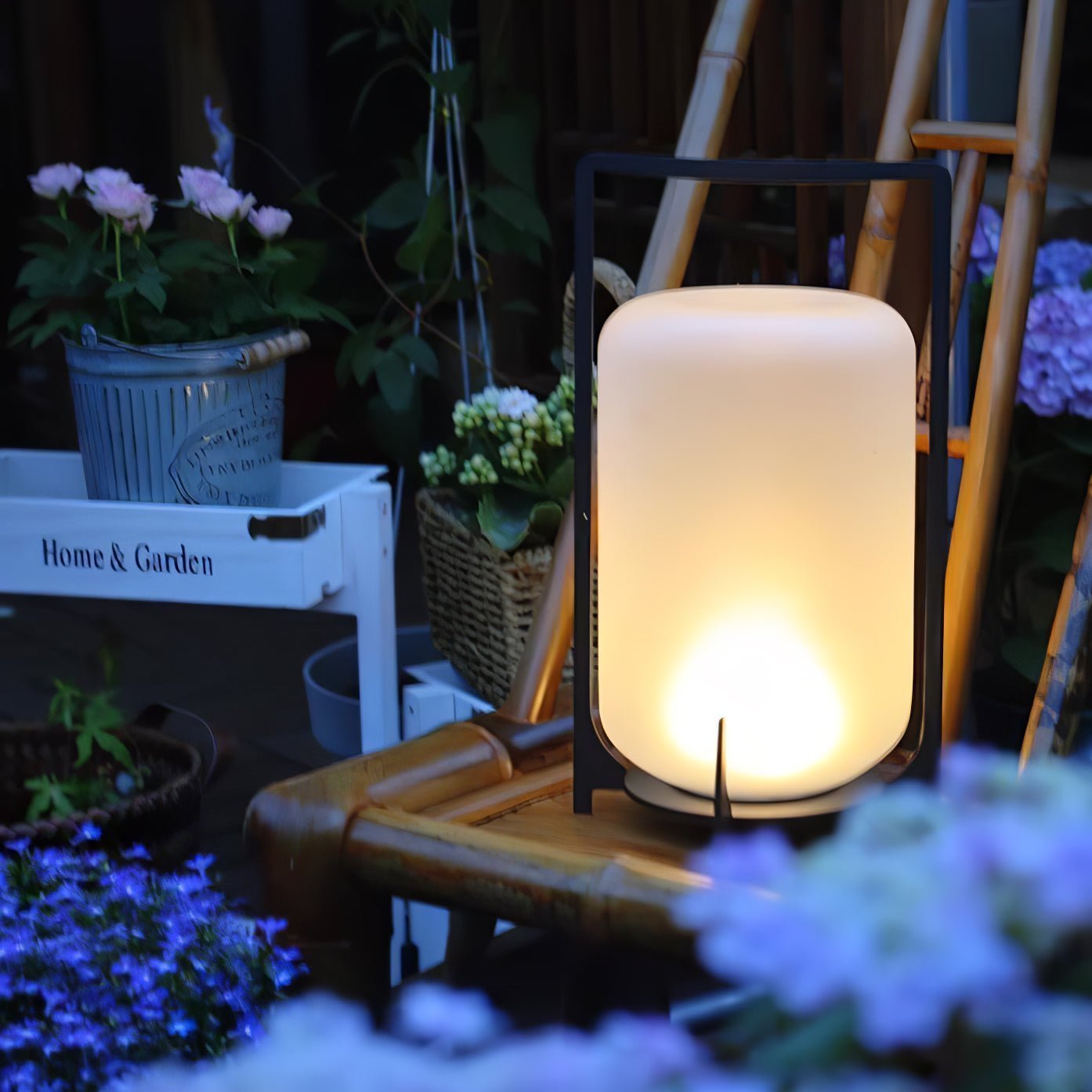modern-stainless-steel-twilight-lantern-rechargeable-led-outdoor-table-light-for-patio