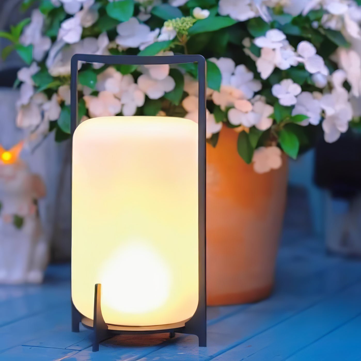 modern-stainless-steel-twilight-lantern-rechargeable-led-outdoor-table-light-for-patio