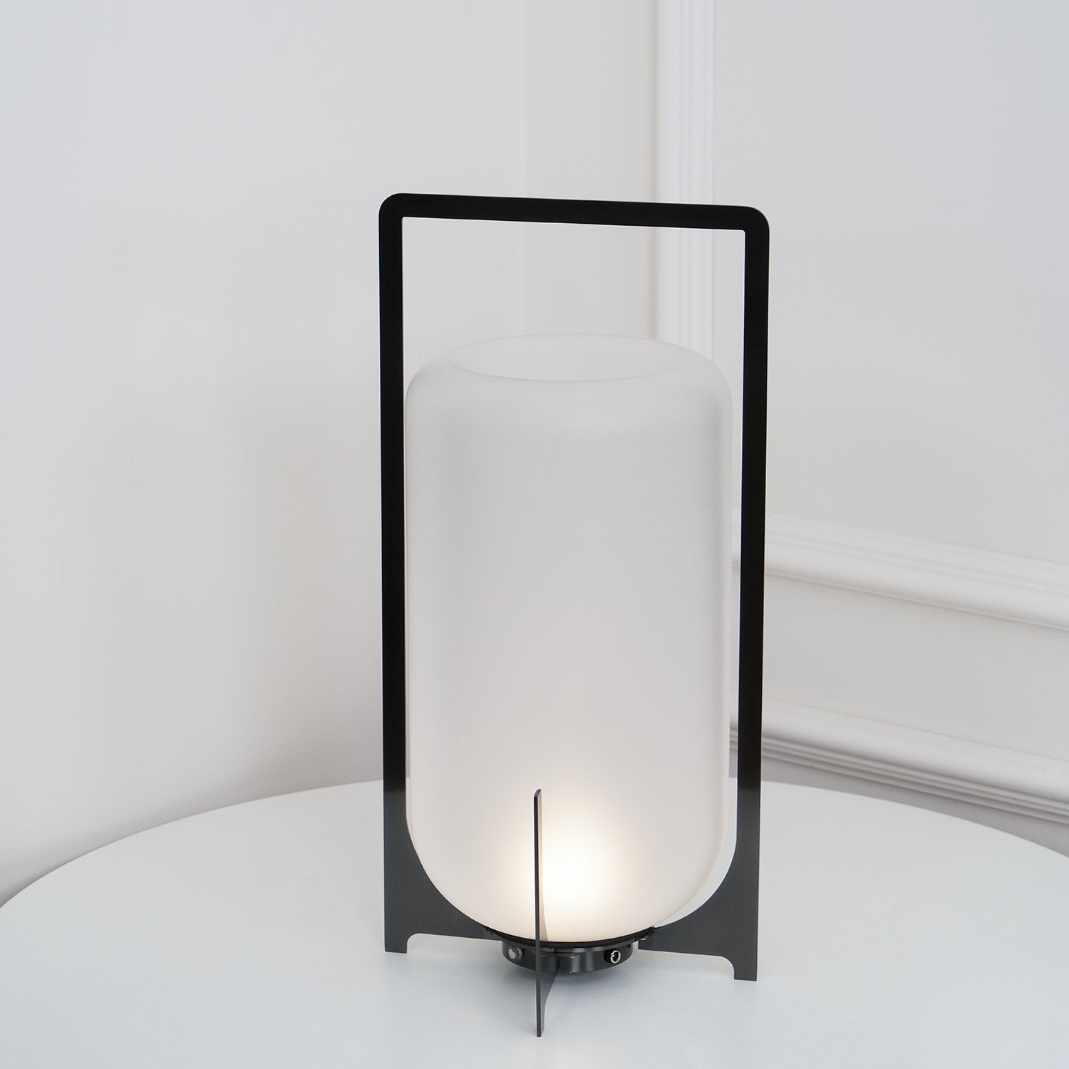 modern-stainless-steel-twilight-lantern-rechargeable-led-outdoor-table-light-for-patio