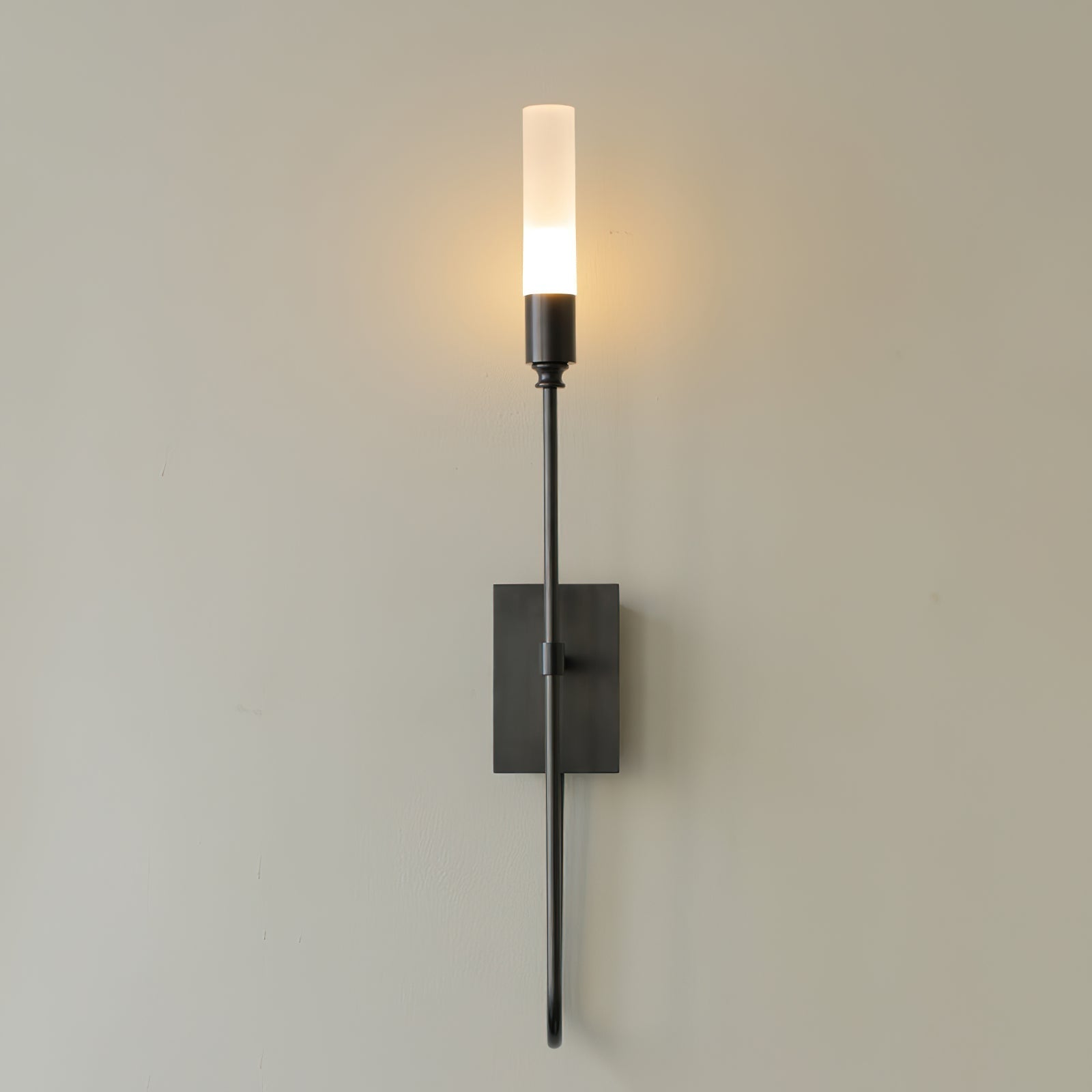 Modern Symmetrical Double Arrow Wall Sconce Minimalist Indoor Metal Light Fixture