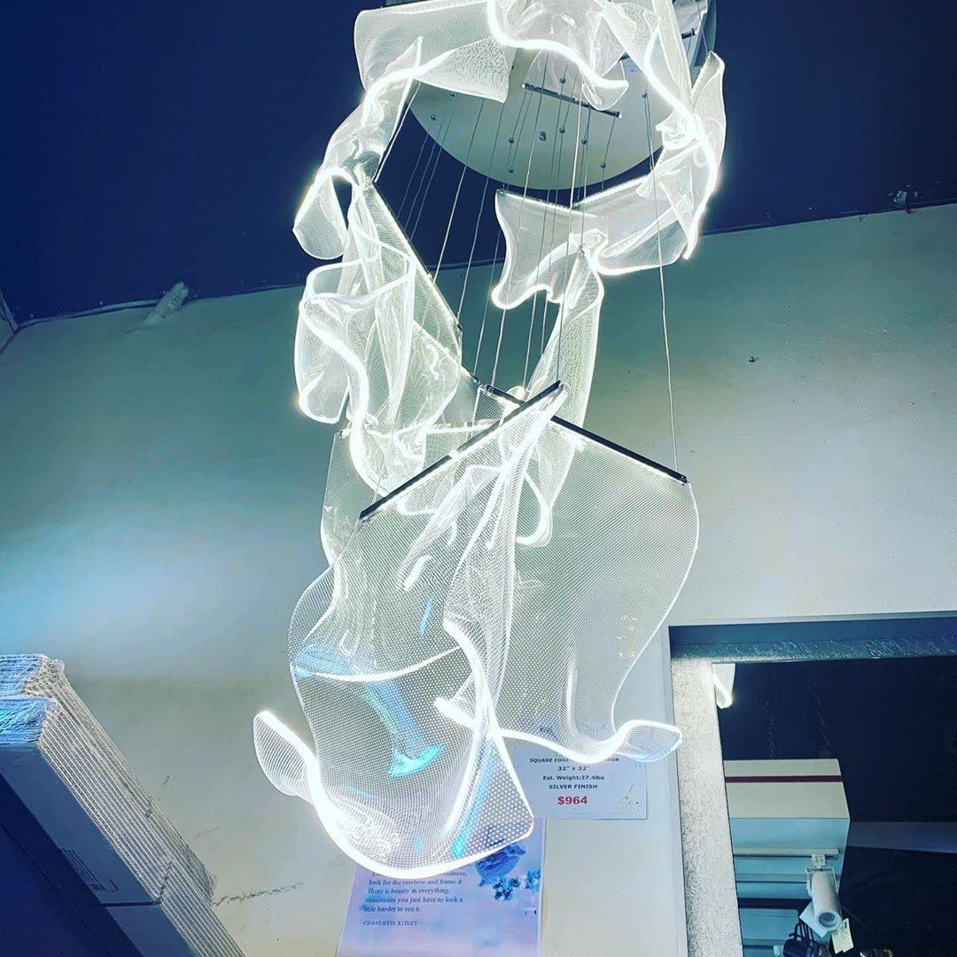 Modern Transparent Acrylic LED Multi Light Pendant Chandelier Sculpture