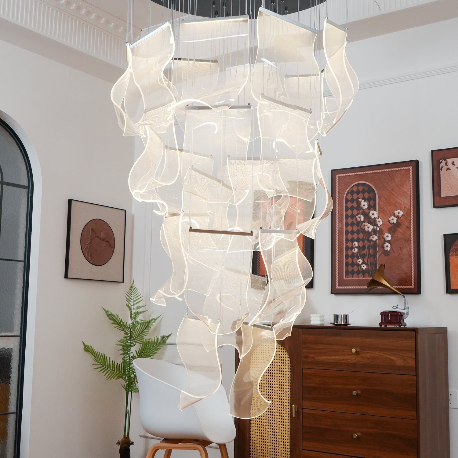Modern Transparent Acrylic LED Multi Light Pendant Chandelier Sculpture