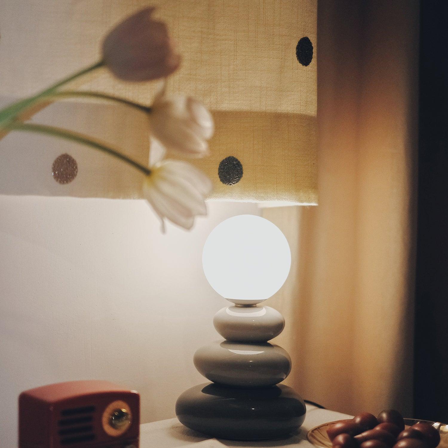 modern-triple-gourd-glass-table-lamp-integrated-led-bedside-lighting