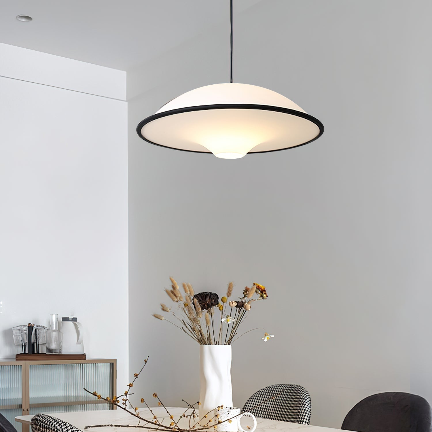 Modern UFO Silhouette Pendant Light Minimalist Acrylic Ceiling Hanging Lamp