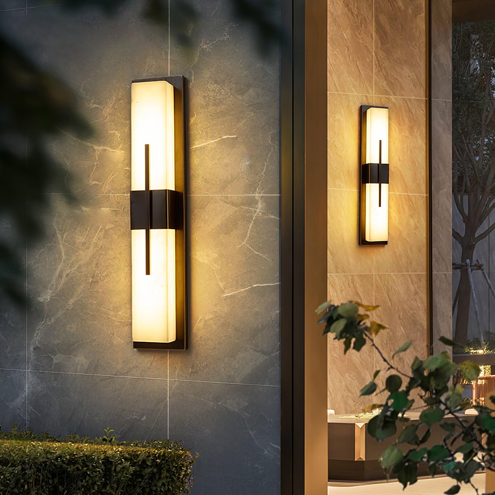 Modern Vertical LED Outdoor Wall Sconce Waterproof IP65 Exterior Garden Lighting