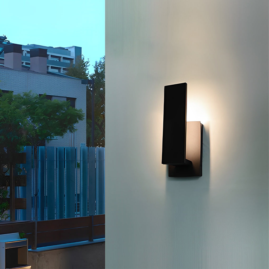 Modern Waterproof Exterior LED Wall Light Matte Black Aluminum Sconce for Garden Entry