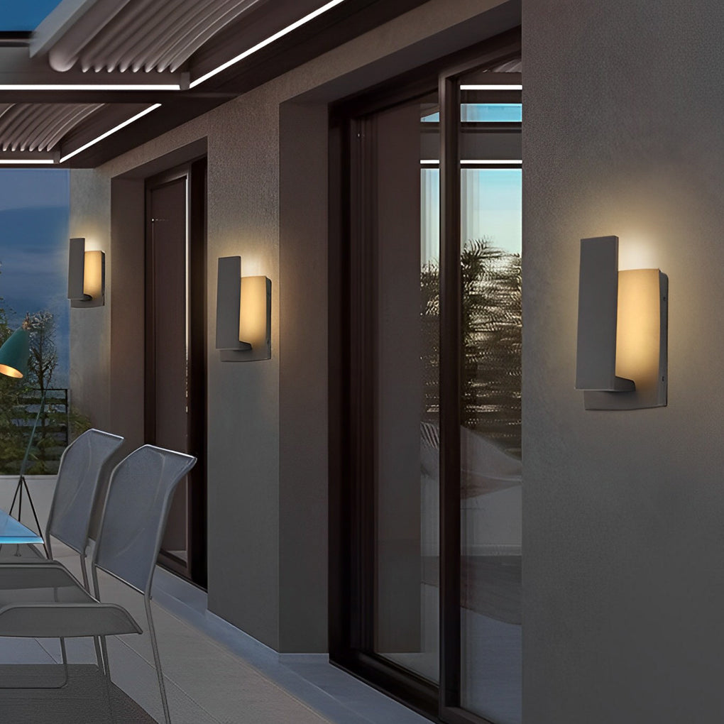Modern Waterproof Exterior LED Wall Light Matte Black Aluminum Sconce for Garden Entry