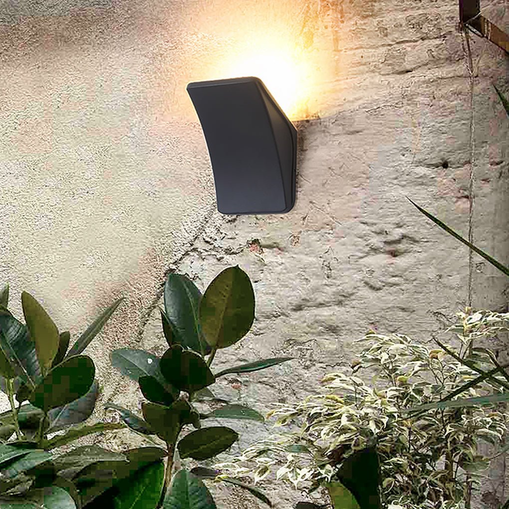 Modern Waterproof IP65 Black LED Outdoor Wall Sconce 12W Exterior Light for Garden Porch Garage