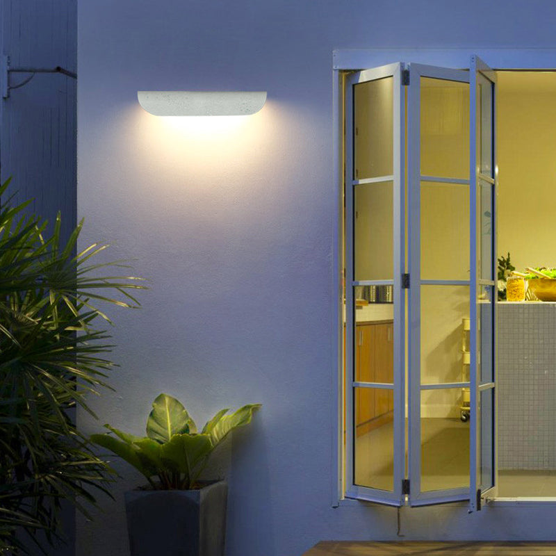 Modern Waterproof LED Exterior Wall Sconce Minimalist Outdoor Light for Garden and Patio