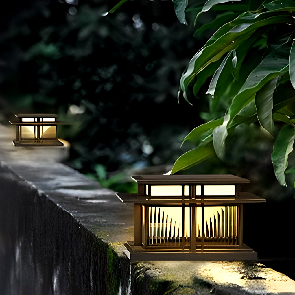 Modern Waterproof LED Solar Post Cap Light Outdoor Stainless Steel Pillar Lantern for Garden Fence