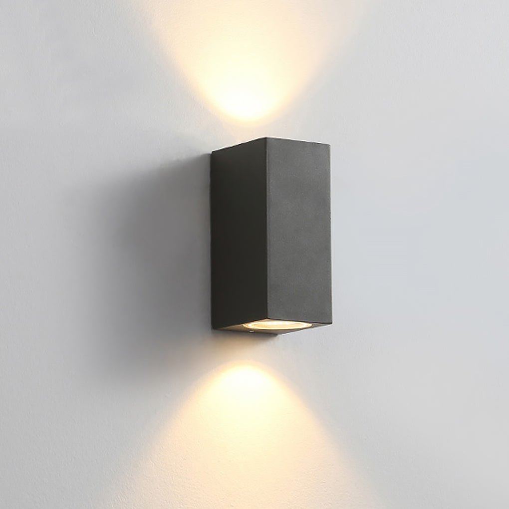 Modern Waterproof Outdoor LED Wall Light Square Aluminum Sconce for Porch and Garden
