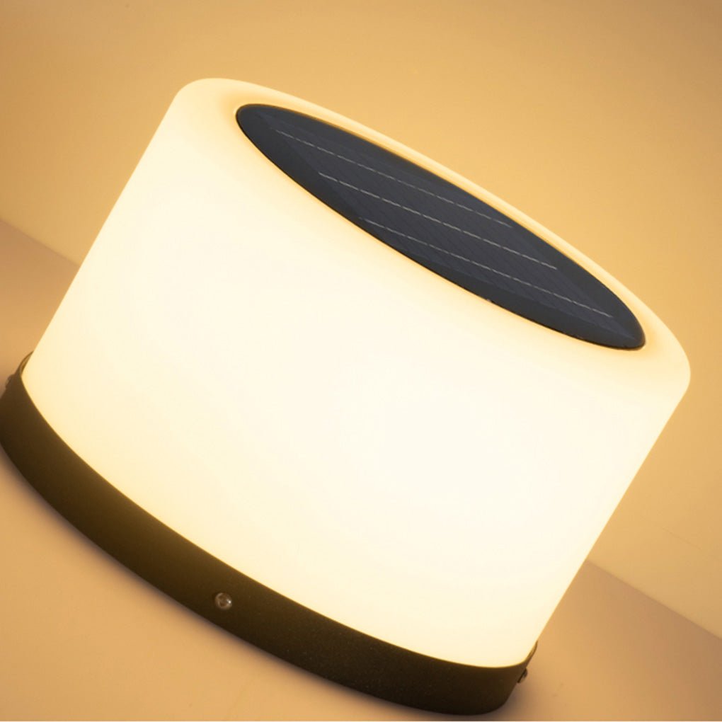 Modern Waterproof Solar LED Round Outdoor Garden Lights for Landscape and Courtyard Lighting