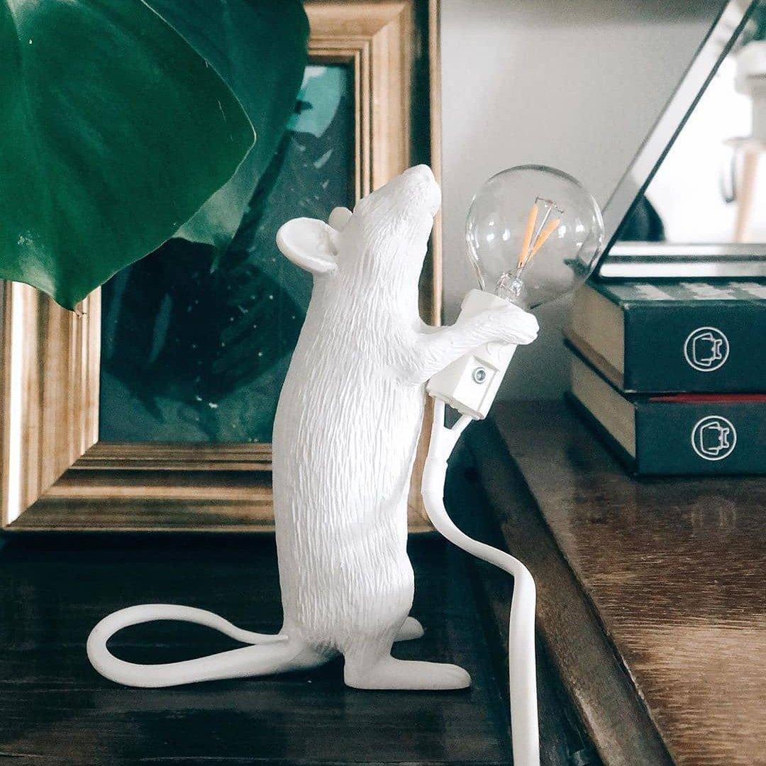 Resin Mouse Table Lamp Decorative Animal Sculpture Side Table Light for Bedside and Desk