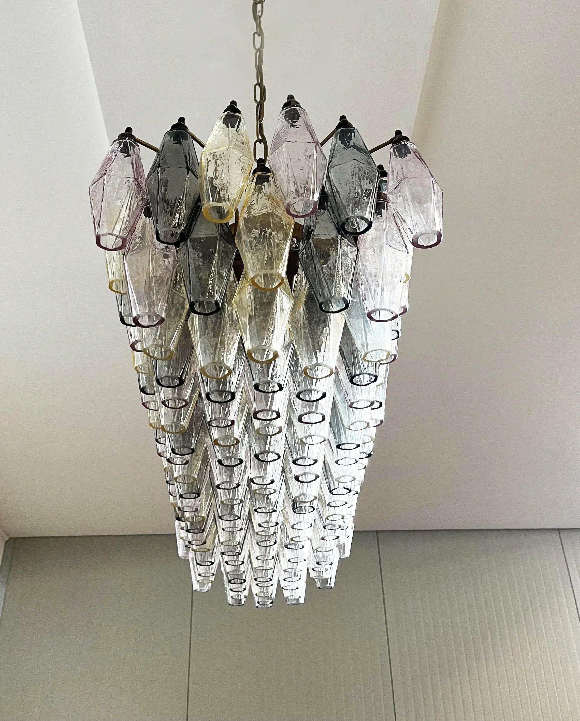 multicolored-murano-poliedri-glass-chandelier-luxury-artistic-pendant-lighting-for-foyer-and-living-room