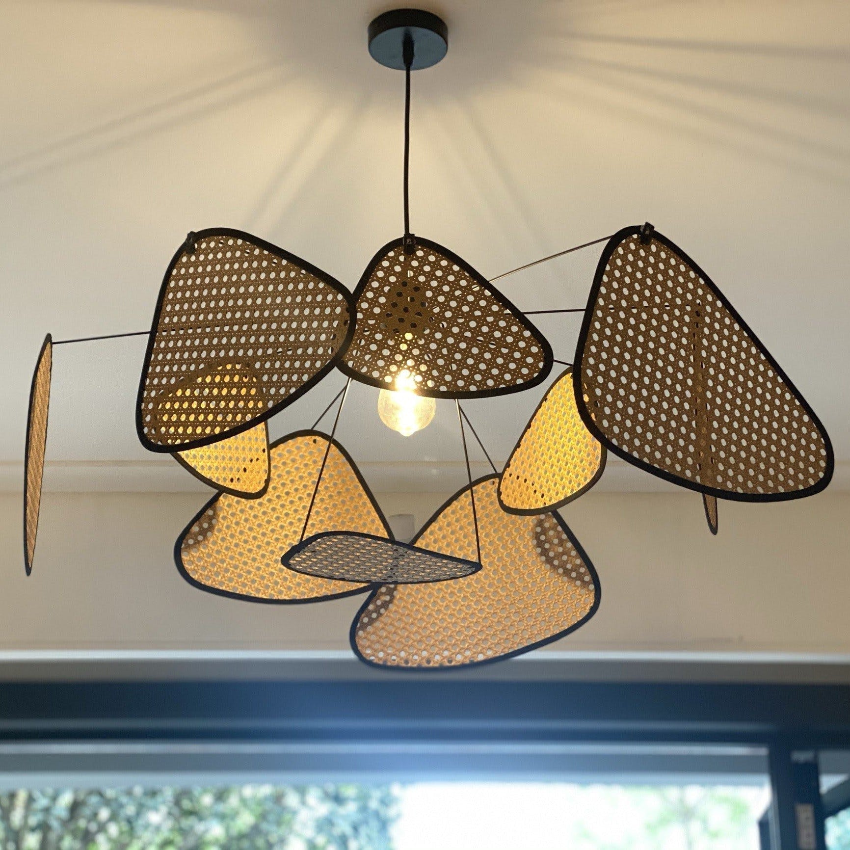 Natural Bamboo Screen Cannage Rattan Chandelier Retro Industrial Suspension Light