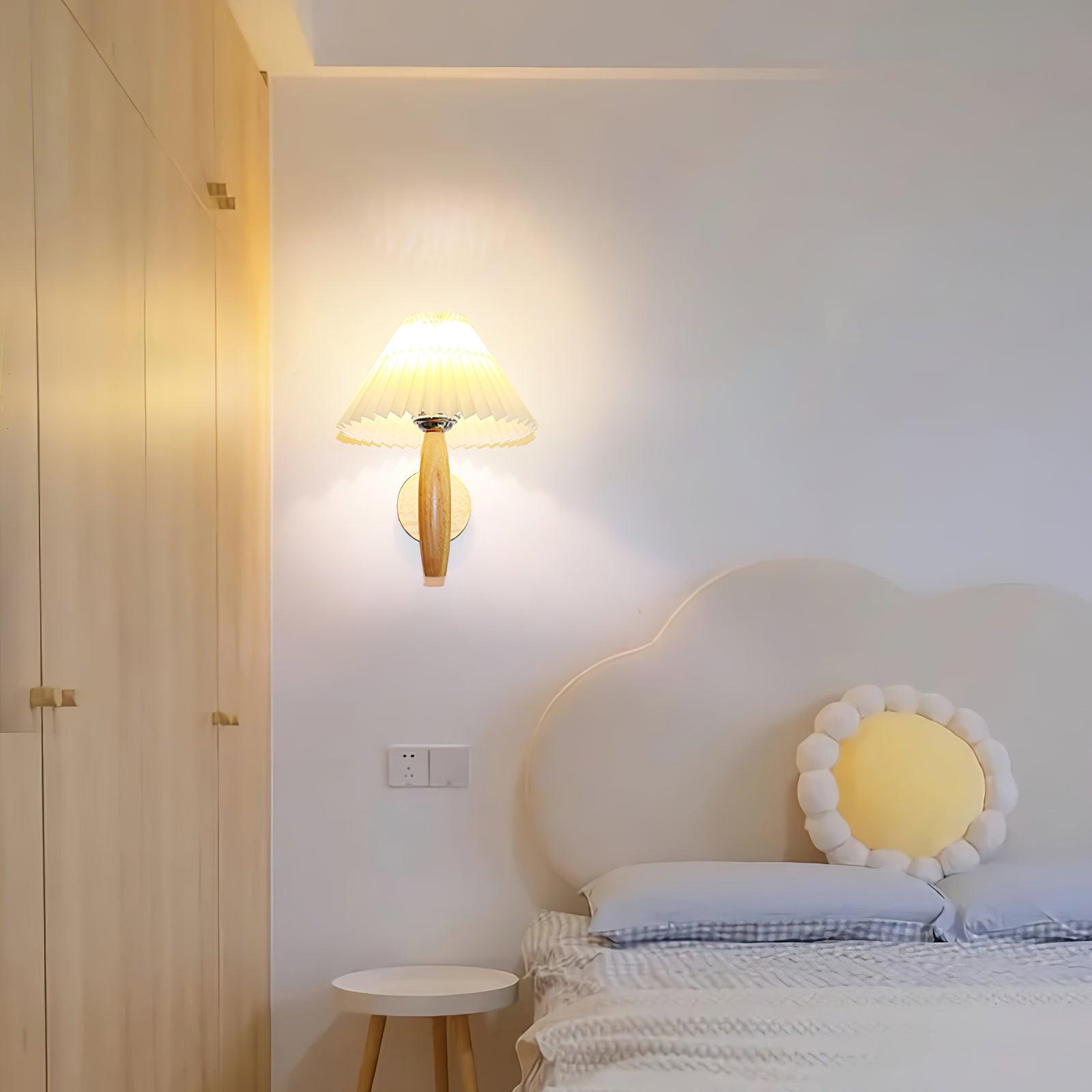 Natural Oak Wood Pleated Shade Wall Sconce Bracket Light for Modern Indoor Spaces