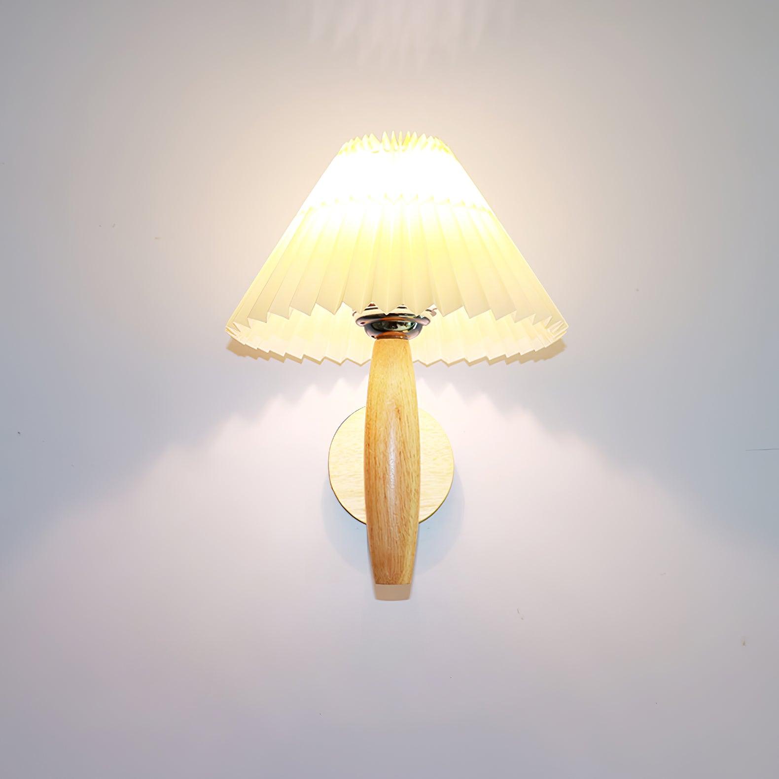 Natural Oak Wood Pleated Shade Wall Sconce Bracket Light for Modern Indoor Spaces