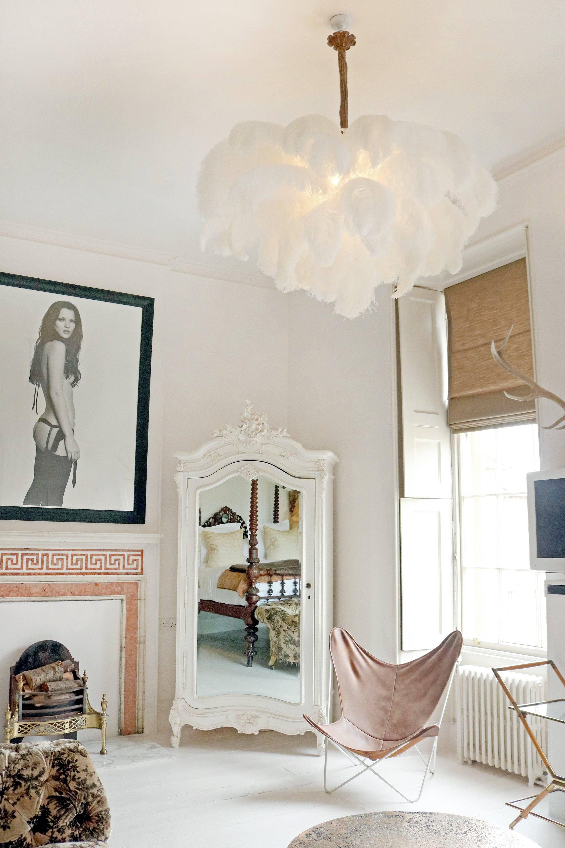 Natural Ostrich Feather Gasolier Chandelier with Polished Brass Frame for Luxury Interiors