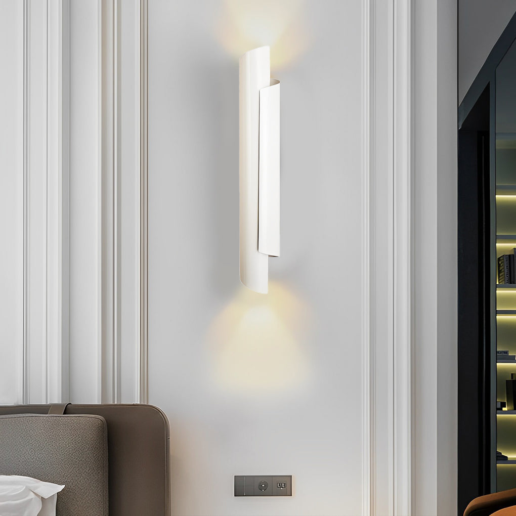 Nordic LED Metal Wall Sconce Lamp with Up and Down Lighting for Modern Interior Living Spaces