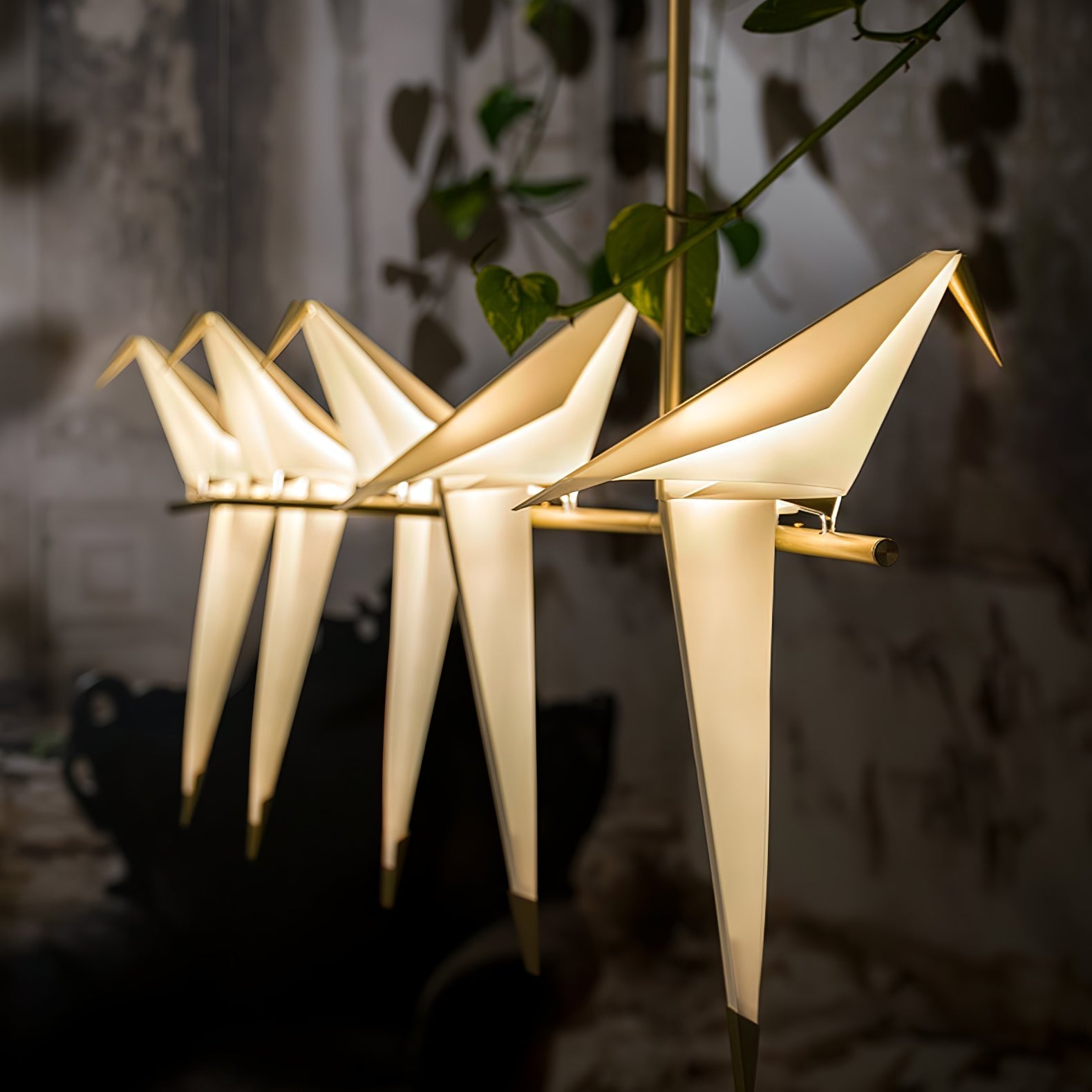 Origami Bird LED Pendant Light Modern Crane Chandelier for Dining Room and Living Space