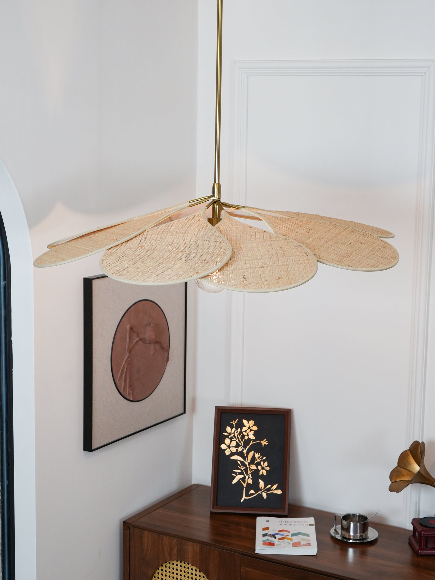 Petals Bloom Floral Rattan Pendant Light Modern Boho Ceiling Fitting for Living Room Bedroom