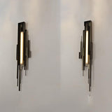modern-brutalist-gold-metal-sculpted-wall-sconce-integrated-led-vertical-light-fixture