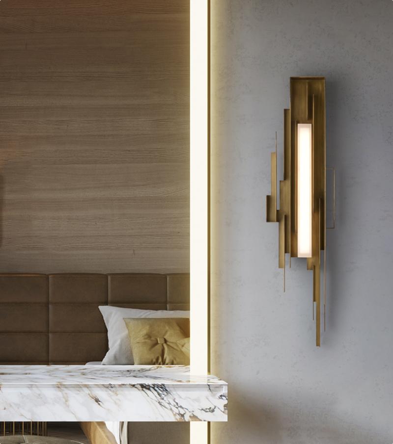modern-brutalist-gold-metal-sculpted-wall-sconce-integrated-led-vertical-light-fixture