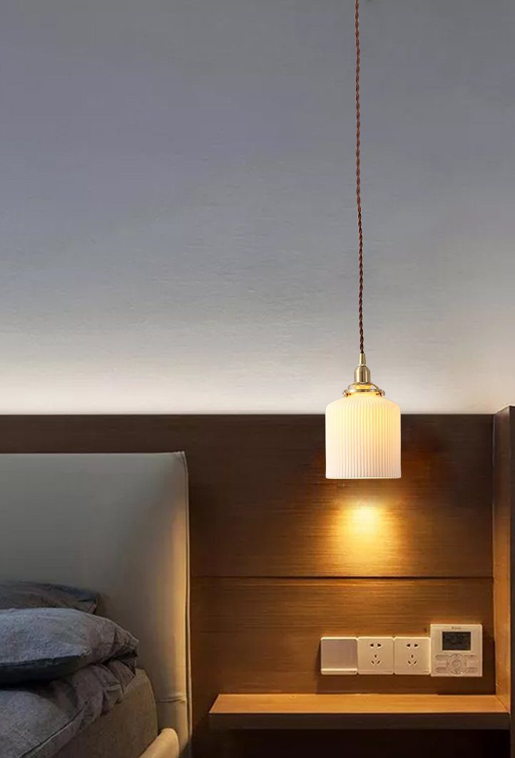 modern-shell-inspired-ceramic-pendant-light-art-deco-porcelain-hanging-lamp-with-brass-accents