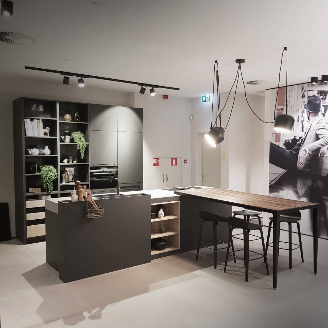 modern-aim-multi-head-led-pendant-light-adjustable-aluminum-ceiling-lamp-for-dining-room-and-office