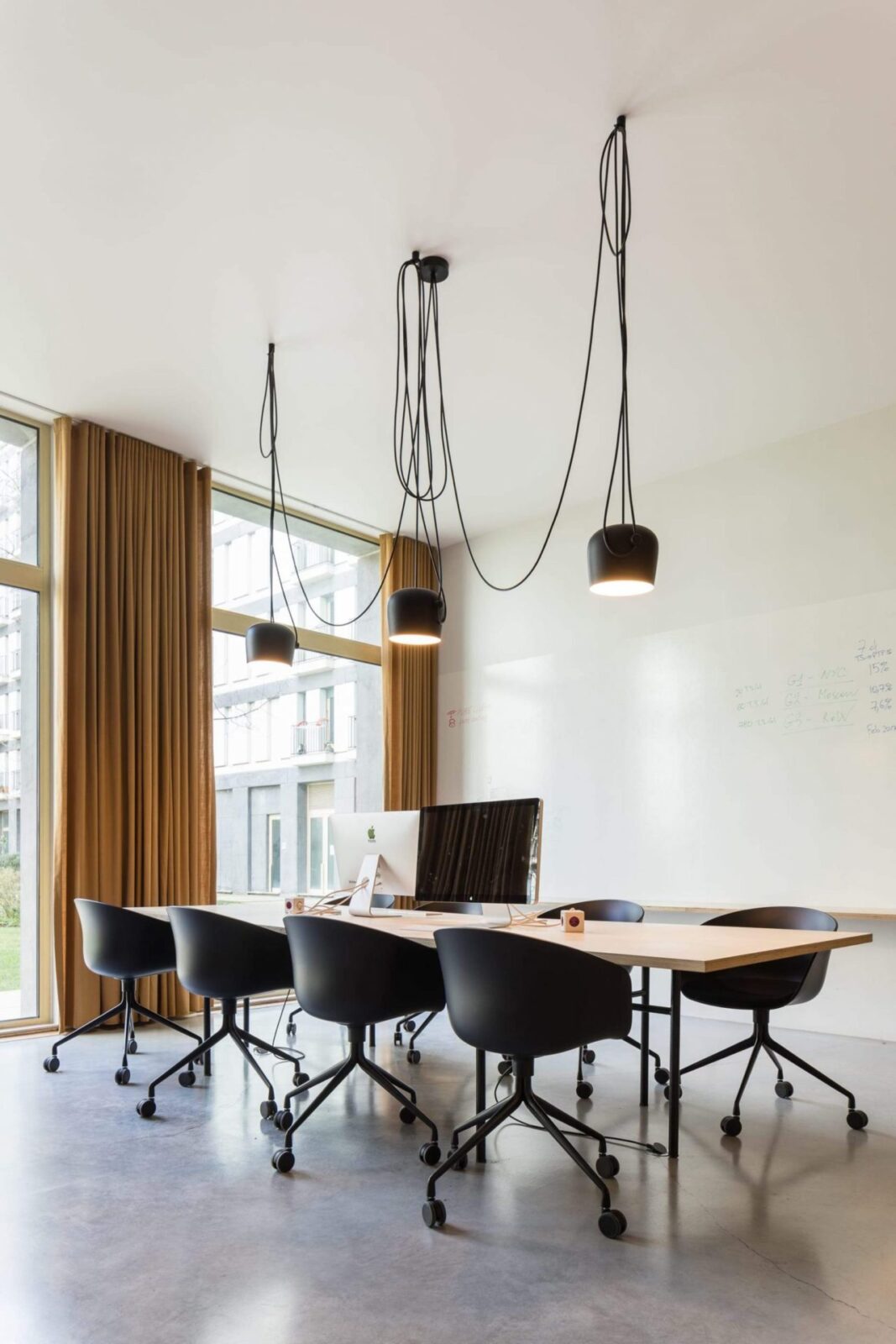 modern-aim-multi-head-led-pendant-light-adjustable-aluminum-ceiling-lamp-for-dining-room-and-office
