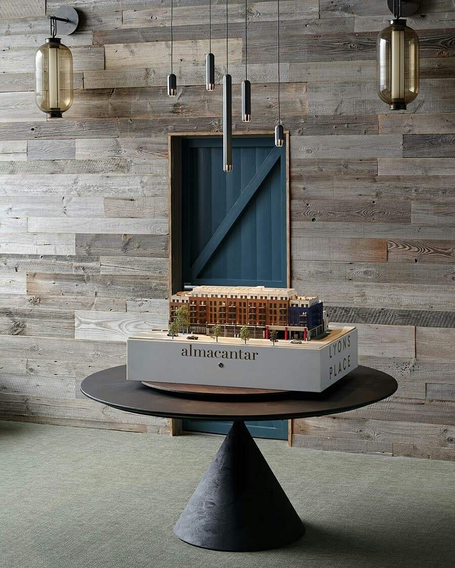 modern-blown-glass-lantern-chandelier-led-suspension-light-for-living-room-and-dining-areas