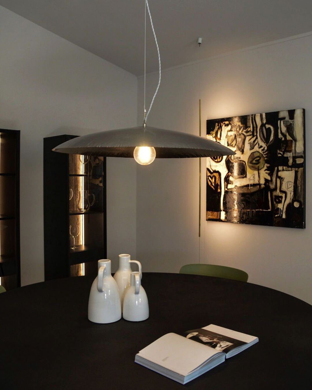 handcrafted-hammered-brass-pendant-lamp-for-modern-kitchen-island-and-elegant-dining-room