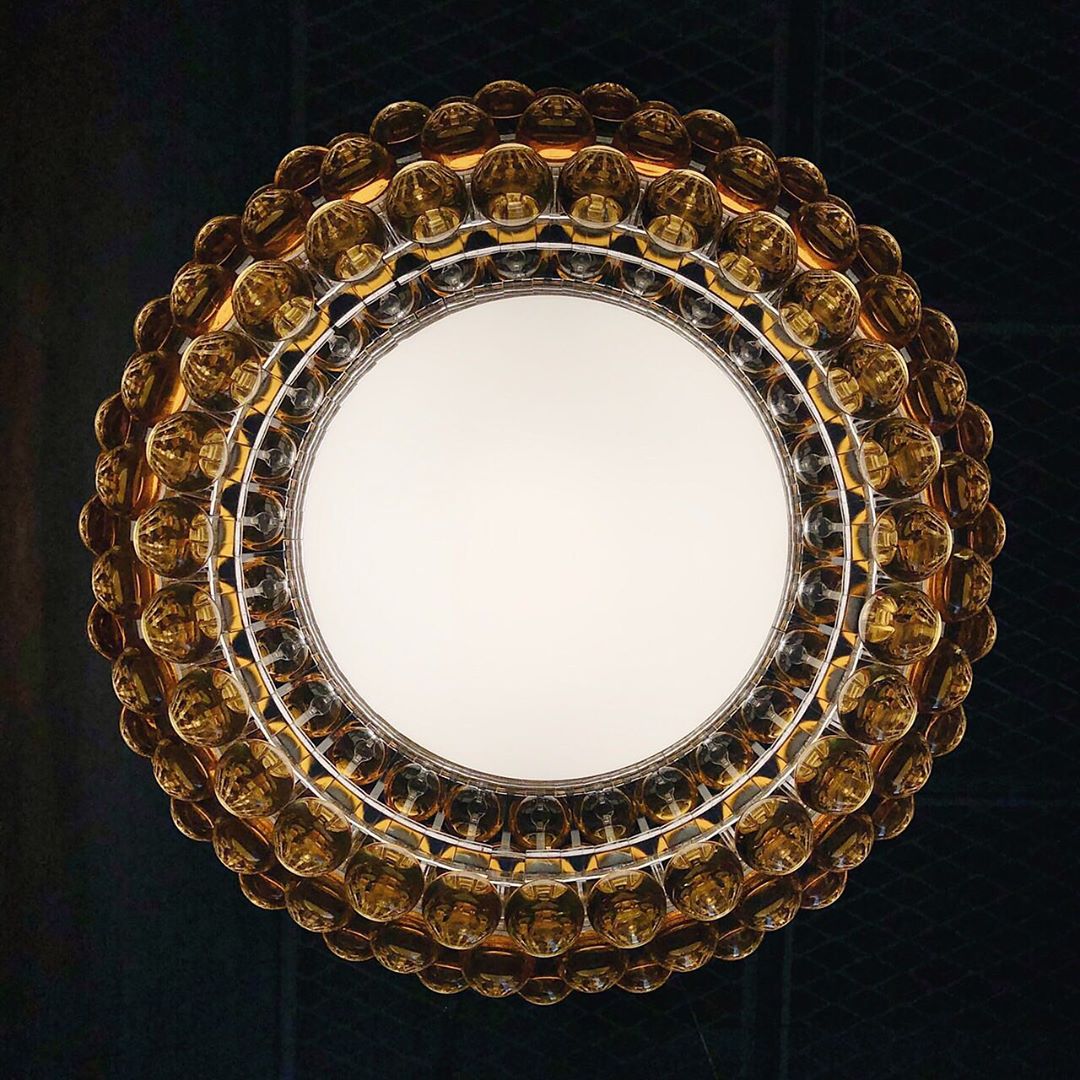 modern-transparent-sphere-pendant-light-acrylic-chandelier-for-living-room-and-bedroom