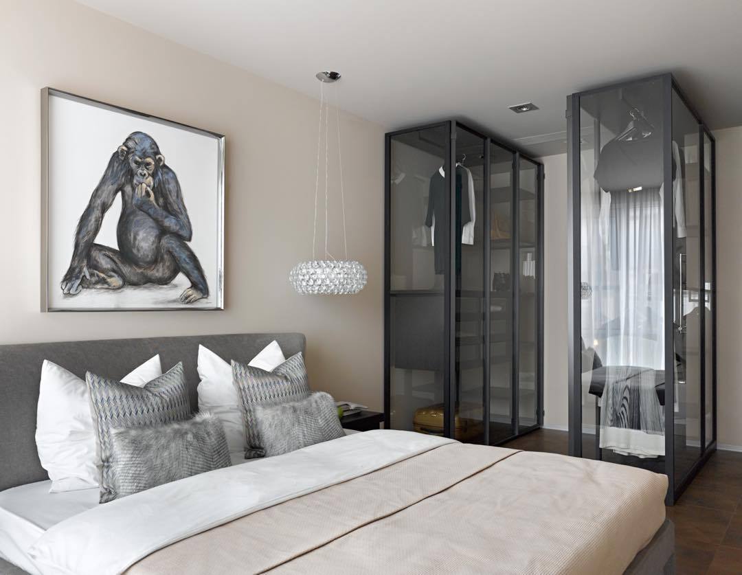 modern-transparent-sphere-pendant-light-acrylic-chandelier-for-living-room-and-bedroom