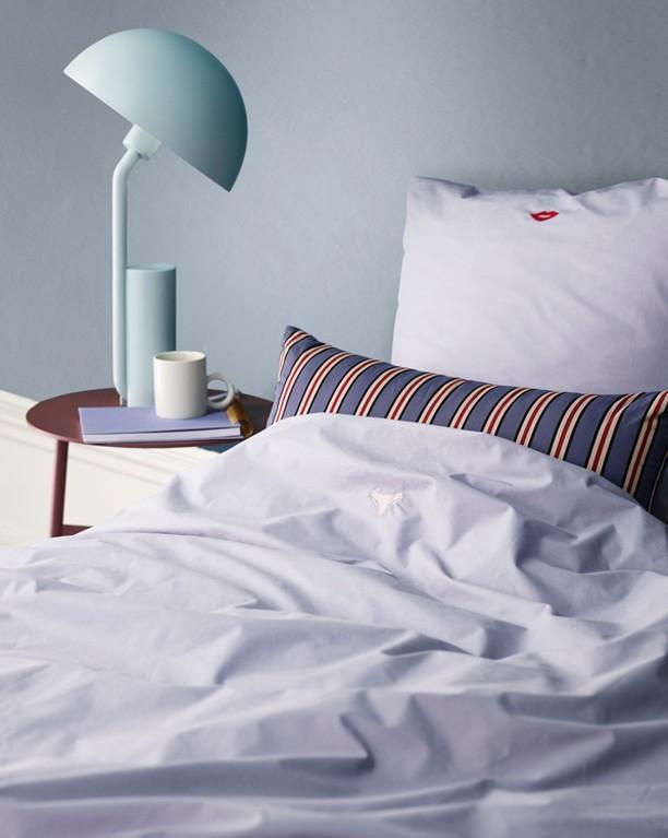 modern-cap-table-lamp-with-adjustable-metal-shade-for-minimalist-reading-and-desk-lighting