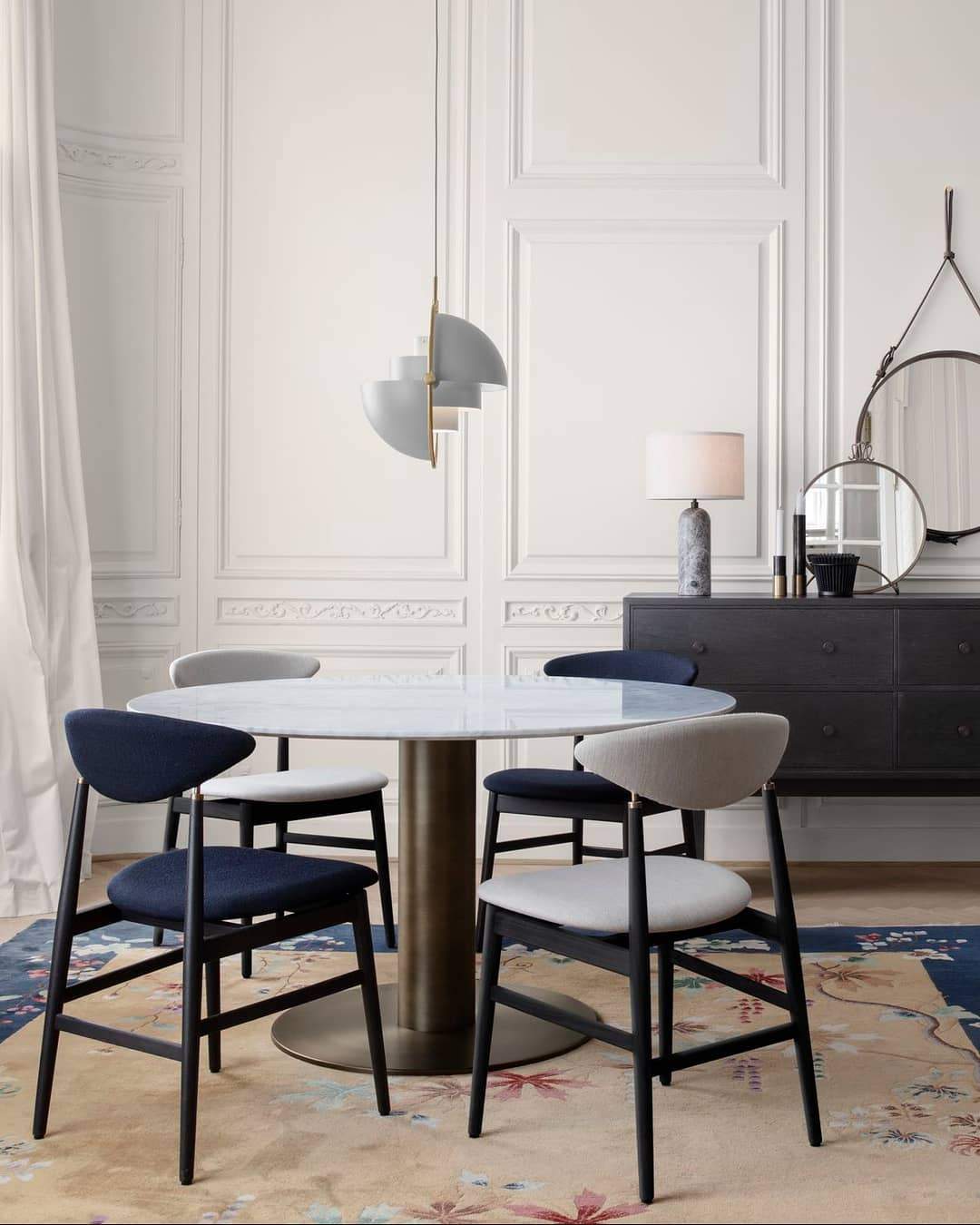 modern-adjustable-ball-pendant-light-with-rotating-metal-hemisphere-shade