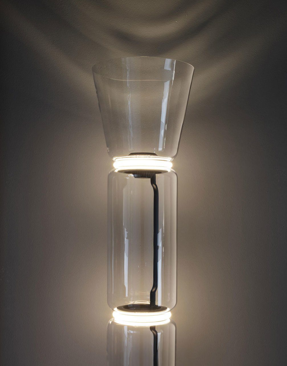 modern-stackable-glass-cylinder-led-floor-lamp-with-minimalist-architectural-design