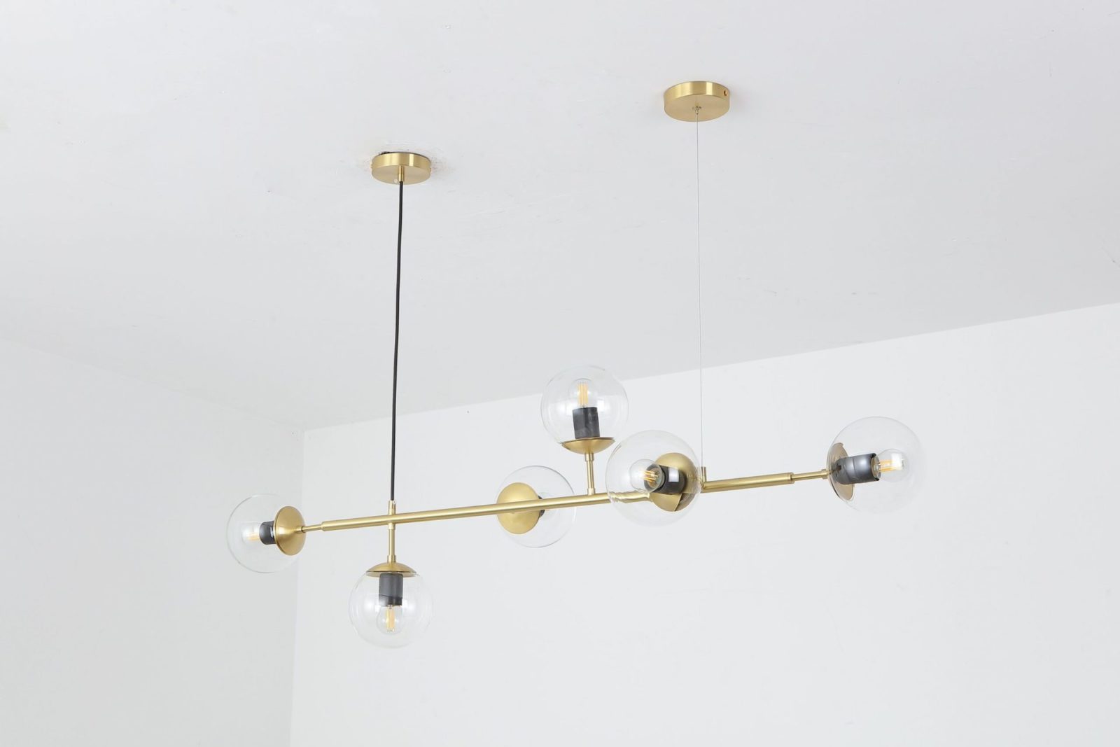 contemporary-multi-glass-globe-pendant-light-with-round-orb-shades-and-polished-brass-frame