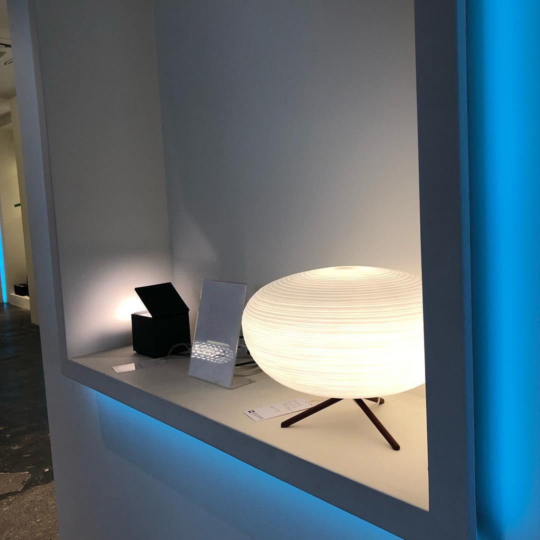 modern-textured-blown-glass-rituals-style-table-lamp-for-bedside-and-living-room