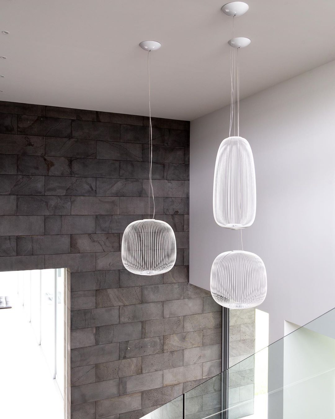 modern-geometric-cage-spokes-led-pendant-light-for-contemporary-living-and-dining-spaces