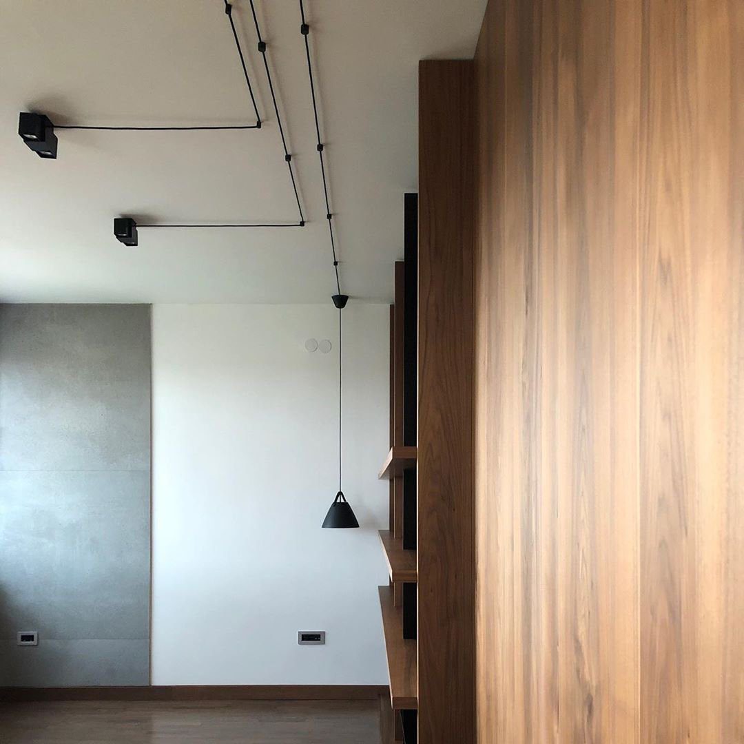 nordic-metal-and-leather-strap-pendant-light-for-modern-interior-decor-hanging-lamp