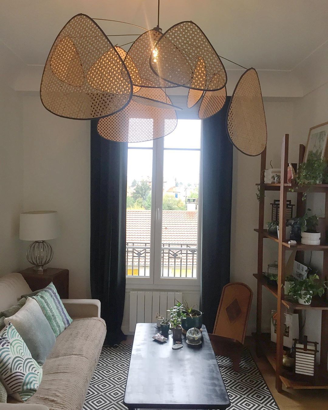 rattan-cannage-suspension-screen-chandelier-bamboo-pendant-light-with-woven-shades-for-living-room