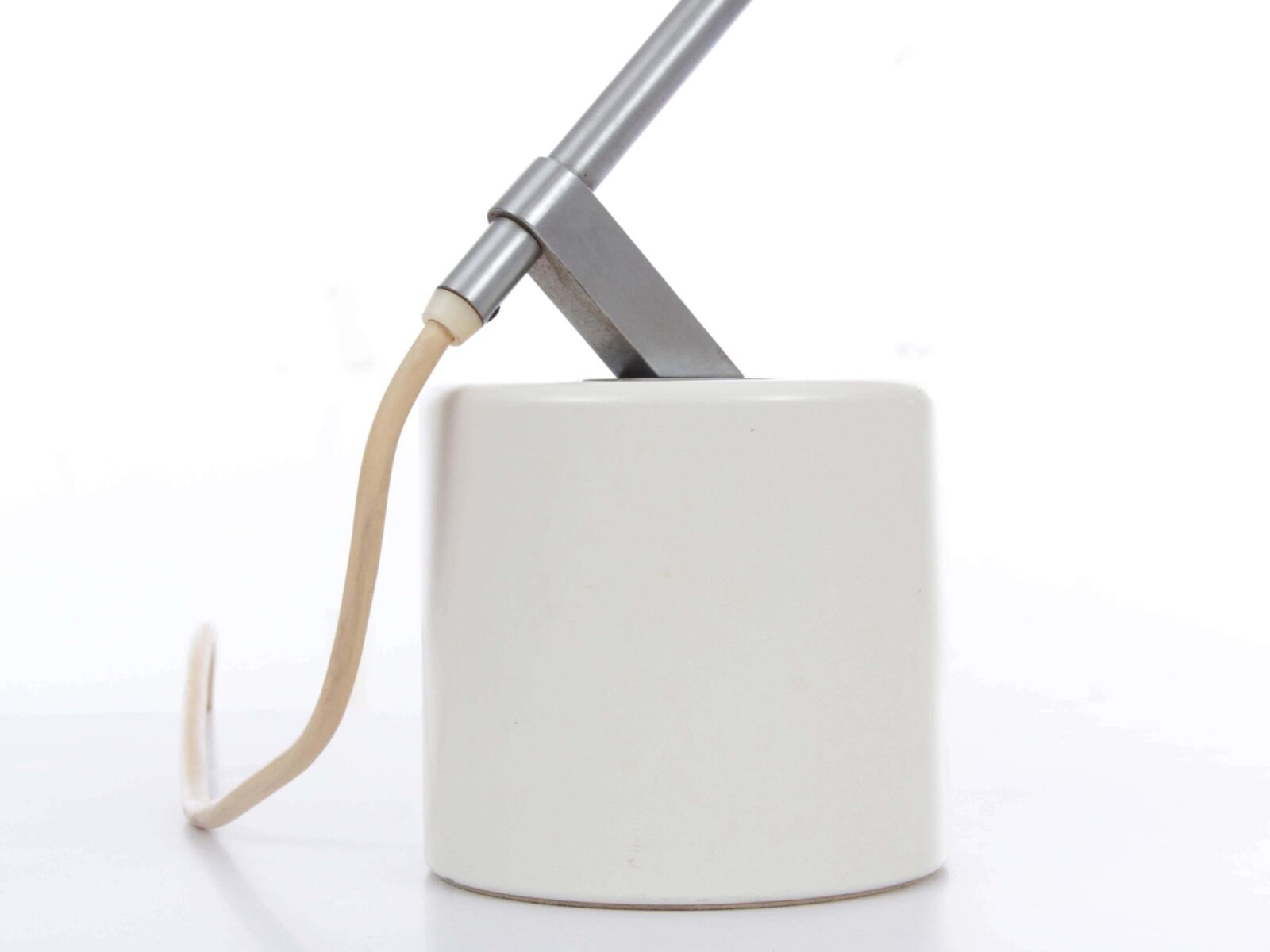 modern-adjustable-swing-arm-desk-lamp-with-rotating-metal-shade-for-office