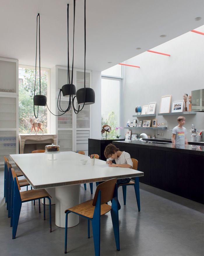 modern-aim-multi-head-led-pendant-light-adjustable-aluminum-ceiling-lamp-for-dining-room-and-office