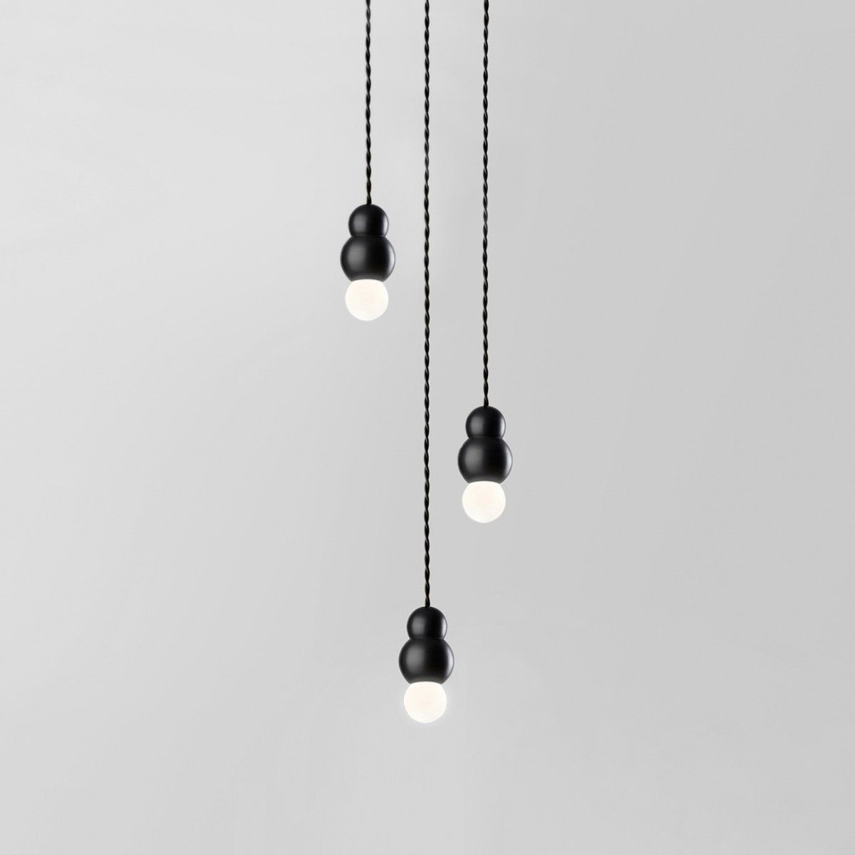 modern-spherical-pendant-light-minimalist-globe-hanging-lamp-for-dining-room-and-living-area