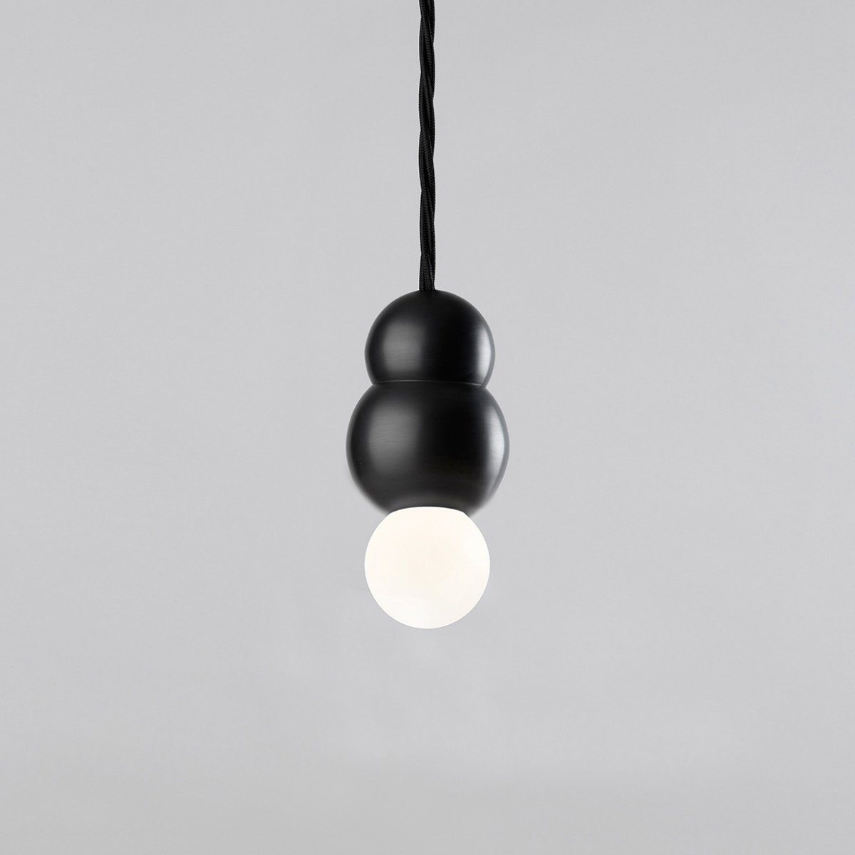 modern-spherical-pendant-light-minimalist-globe-hanging-lamp-for-dining-room-and-living-area