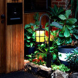 Retro Outdoor LED Landscape Light Waterproof Garden Pathway Lamp for Villa Lawn and Courtyard