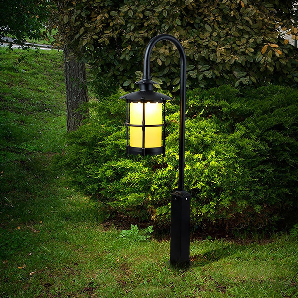 Retro Outdoor LED Landscape Light Waterproof Garden Pathway Lamp for Villa Lawn and Courtyard
