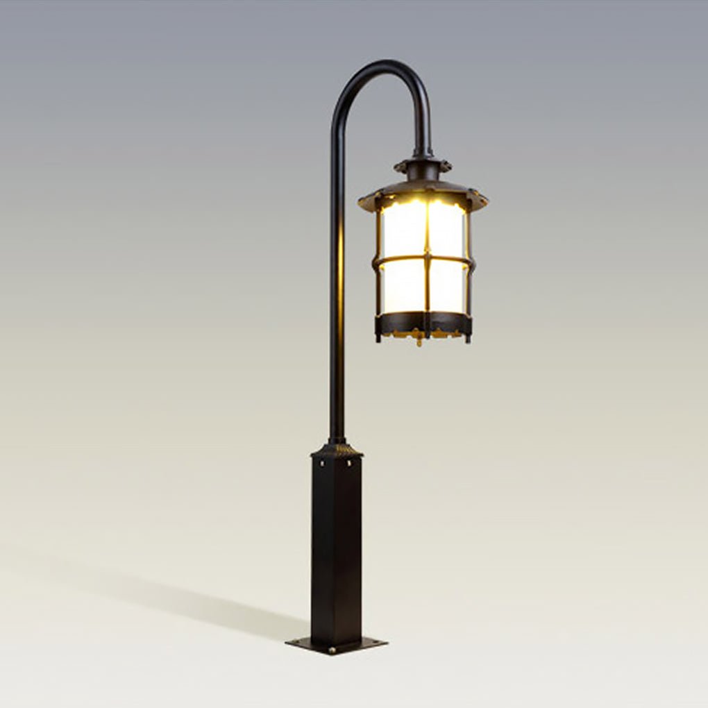 Retro Outdoor LED Landscape Light Waterproof Garden Pathway Lamp for Villa Lawn and Courtyard